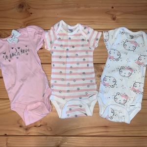 Gerber Baby Girl 3 Pack of Onesies